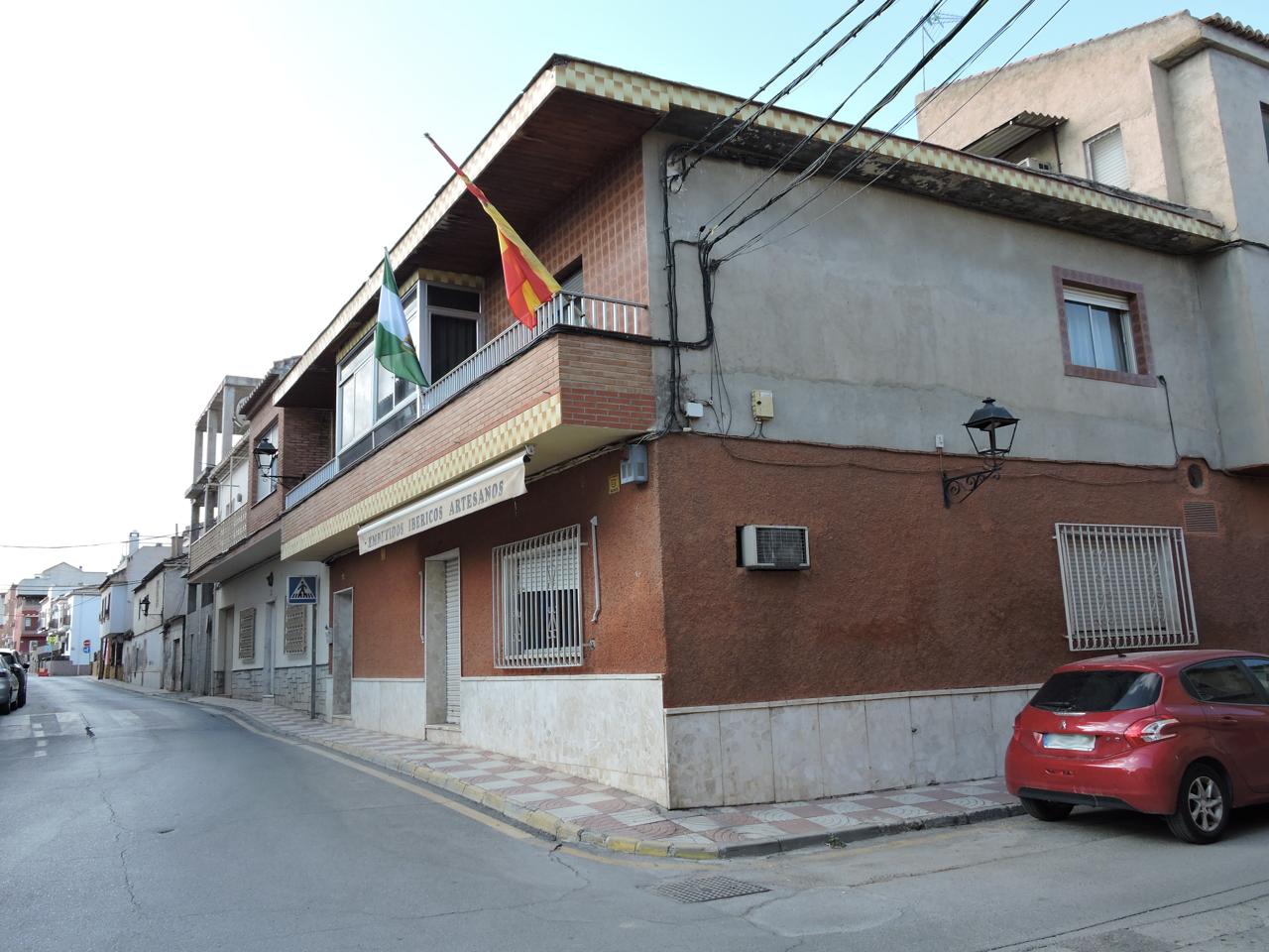 4187384-0cfcab47