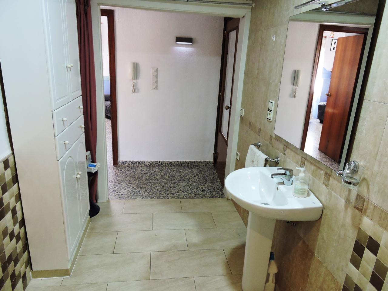 4187384-d88aa997